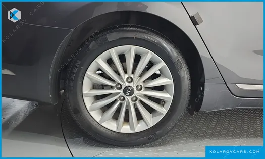 KIA K7 3.0 LPI LUXURY (RENTAL CAR)