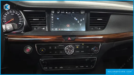 KIA K7 3.0 LPI LUXURY (RENTAL CAR)