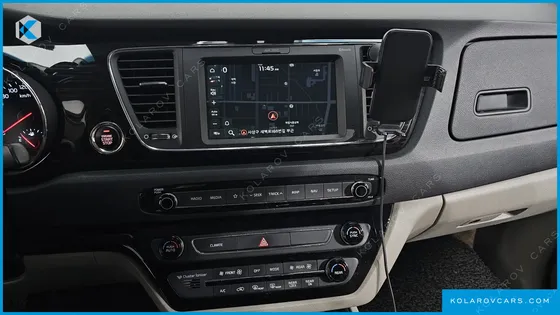 KIA CARNIVAL 9-SEATER NOBLESSE