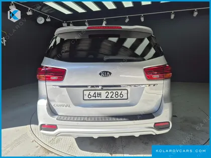 KIA CARNIVAL 9-SEATER PRSTIGE