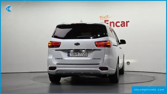 KIA CARNIVAL 9-SEATER NOBLESSE SPECIAL