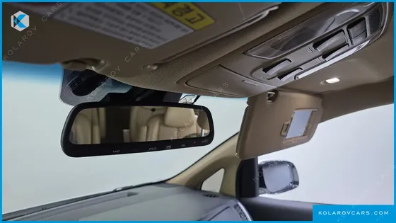 KIA CARNIVAL 9-SEATER NOBLESSE SPECIAL