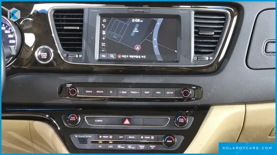 KIA CARNIVAL 9-SEATER NOBLESSE SPECIAL