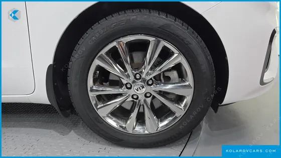 KIA CARNIVAL 9-SEATER NOBLESSE SPECIAL