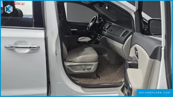 KIA CARNIVAL 11-SEATER PRESTIGE