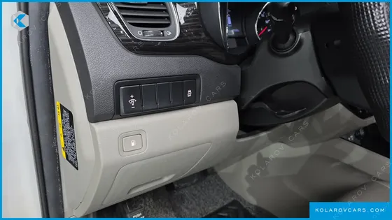 KIA CARNIVAL 11-SEATER PRESTIGE