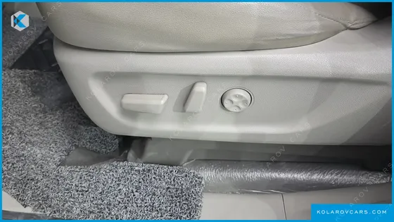 KIA CARNIVAL 11-SEATER PRESTIGE