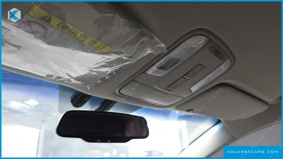 KIA CARNIVAL 11-SEATER DELUXE
