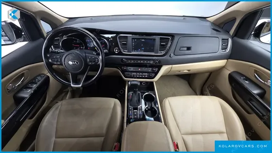 KIA CARNIVAL 9-SEATER PRSTIGE