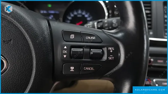 KIA CARNIVAL 9-SEATER PRSTIGE