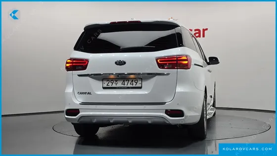 KIA CARNIVAL 9-SEATER NOBLESSE SPECIAL