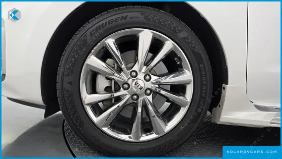 KIA CARNIVAL 9-SEATER NOBLESSE SPECIAL