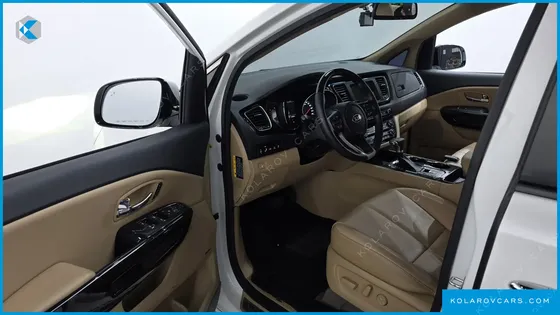 KIA CARNIVAL 9-SEATER NOBLESSE SPECIAL