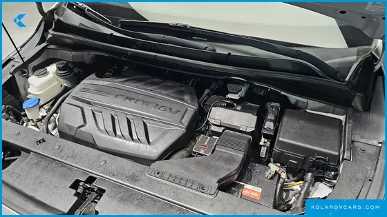KIA CARNIVAL 11-SEATER DELUXE