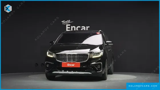 KIA CARNIVAL 9-SEATER LUXURY