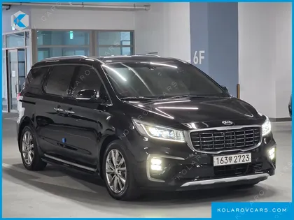 KIA CARNIVAL 9-SEATER PRSTIGE