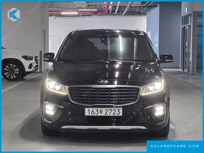 KIA CARNIVAL 9-SEATER PRSTIGE