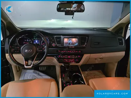 KIA CARNIVAL 9-SEATER PRSTIGE