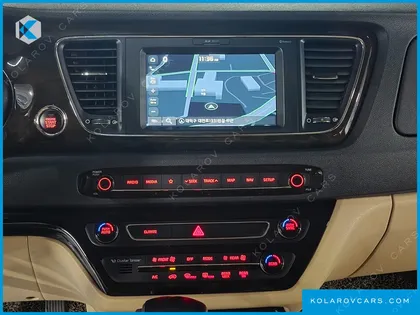 KIA CARNIVAL 9-SEATER PRSTIGE