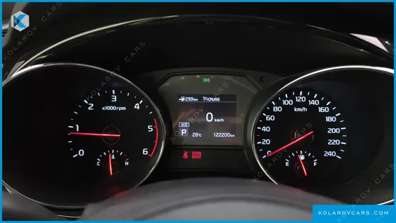 KIA CARNIVAL 9-SEATER NOBLESSE SPECIAL