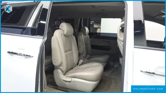 KIA CARNIVAL 9-SEATER NOBLESSE SPECIAL