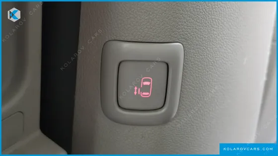 KIA CARNIVAL 9-SEATER NOBLESSE SPECIAL