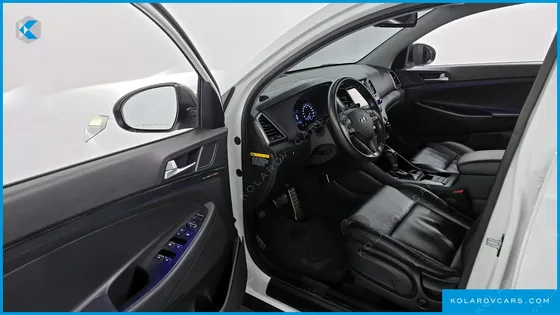 HYUNDAI TUCSON DIESEL 2.0 2WD
