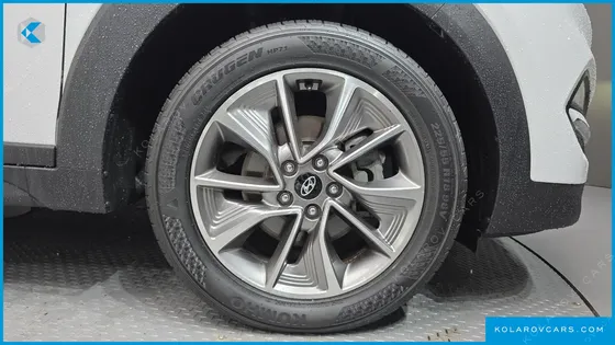 HYUNDAI TUCSON DIESEL 2.0 2WD