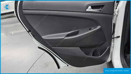 HYUNDAI TUCSON DIESEL 2.0 2WD