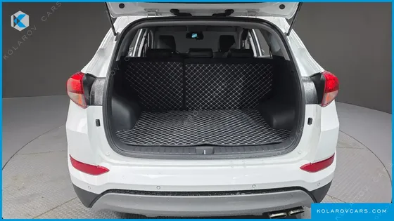 HYUNDAI TUCSON DIESEL 2.0 2WD