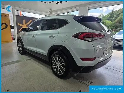 HYUNDAI TUCSON DIESEL 1.7 2WD