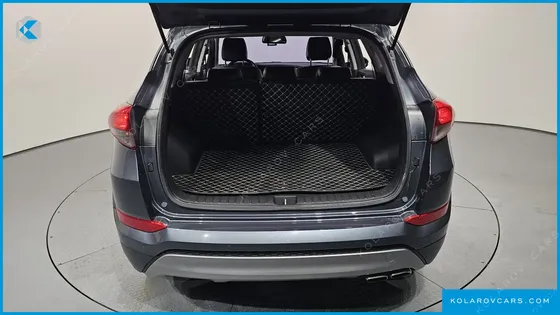 HYUNDAI TUCSON DIESEL 2.0 2WD