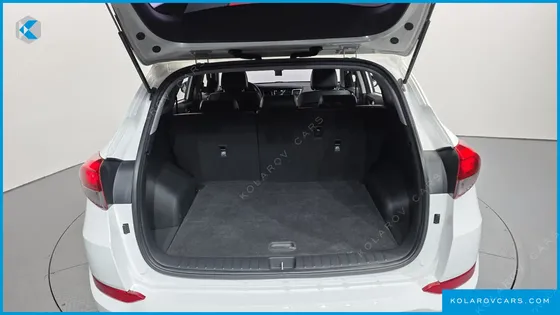 HYUNDAI TUCSON DIESEL 2.0 2WD
