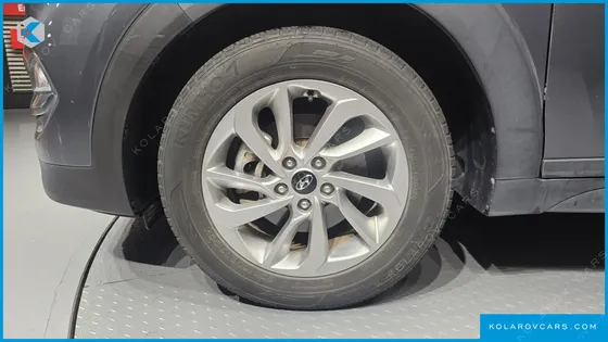 HYUNDAI TUCSON DIESEL 1.7 2WD