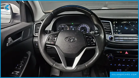 HYUNDAI TUCSON DIESEL 2.0 2WD