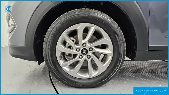 HYUNDAI TUCSON DIESEL 1.7 2WD