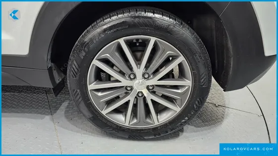 HYUNDAI TUCSON DIESEL 2.0 2WD