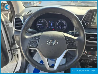 HYUNDAI TUCSON DIESEL 2.0 2WD