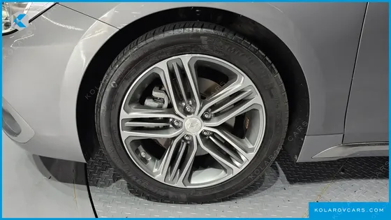 HYUNDAI GRANDEUR 2.4 PREMIUM