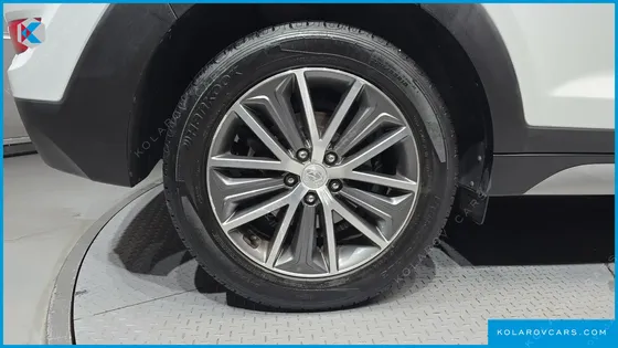 HYUNDAI TUCSON DIESEL 1.7 2WD