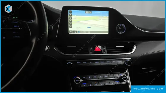 HYUNDAI GRANDEUR 3.0 LPI EXCLUSIVE (RENTAL CAR)