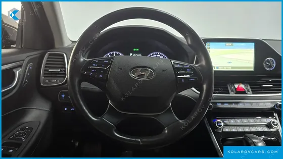 HYUNDAI GRANDEUR 3.0 LPI EXCLUSIVE (RENTAL CAR)