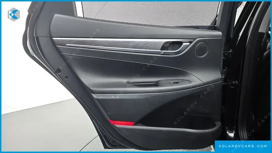 HYUNDAI GRANDEUR 3.0 LPI EXCLUSIVE (RENTAL CAR)