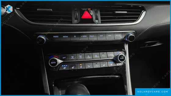 HYUNDAI GRANDEUR 3.0 LPI EXCLUSIVE (RENTAL CAR)