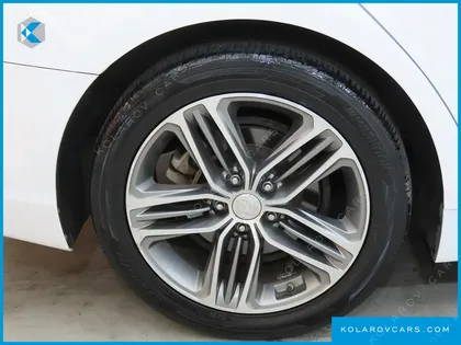 HYUNDAI GRANDEUR 2.4 PREMIUM