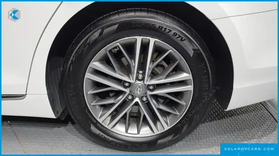 HYUNDAI GRANDEUR 2.4 PREMIUM