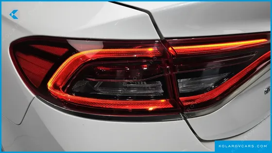 HYUNDAI GRANDEUR 2.4 PREMIUM