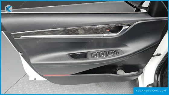 HYUNDAI GRANDEUR 2.4 PREMIUM