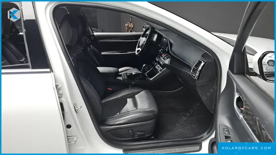 HYUNDAI GRANDEUR 2.4 PREMIUM