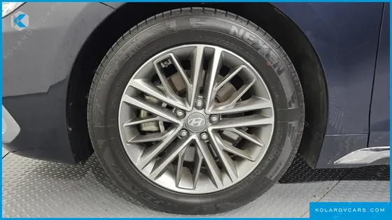 HYUNDAI GRANDEUR 2.4 PREMIUM
